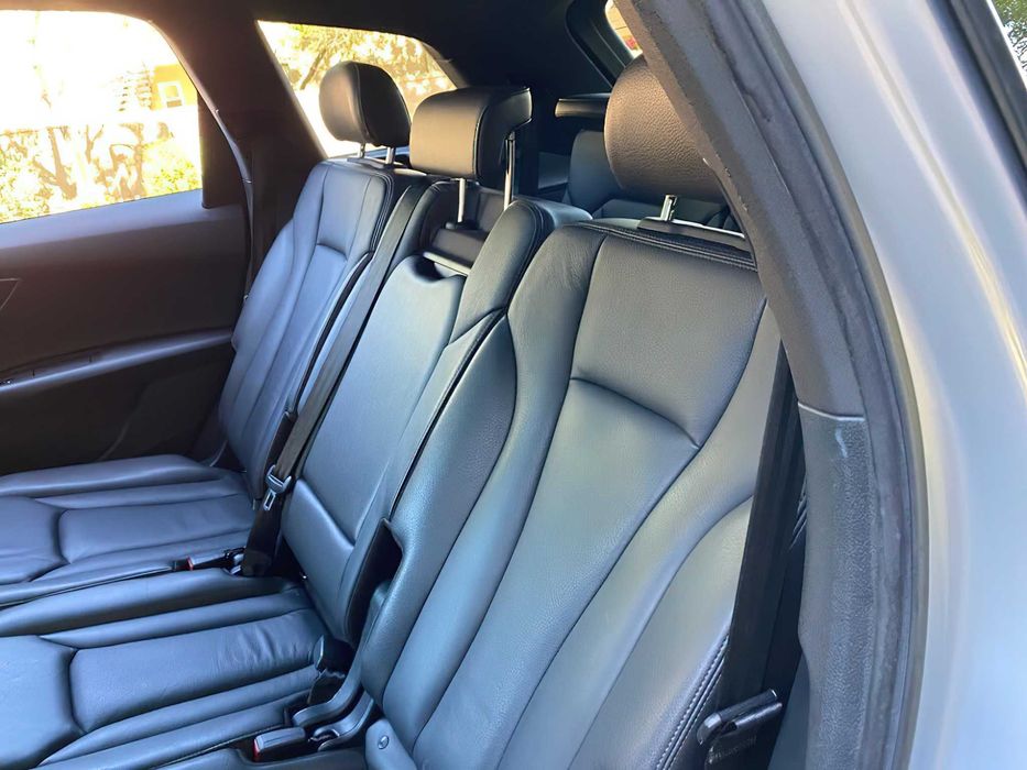 Audi Q7      2019