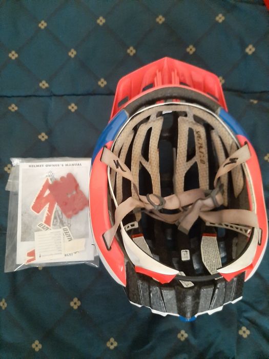 Kask szosowy Lampre
