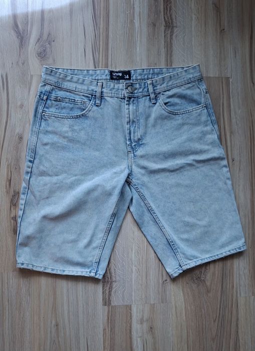Spodenki jeansowe