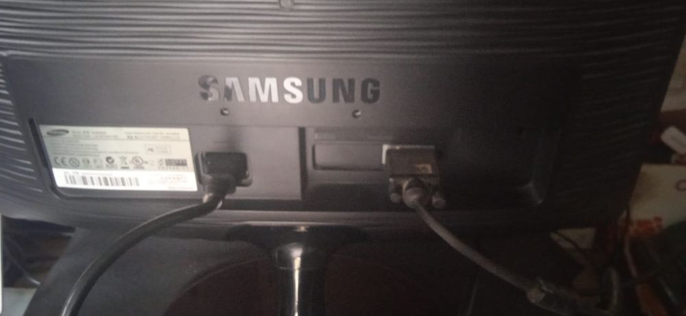 Ecrã Samsung 19" VGA