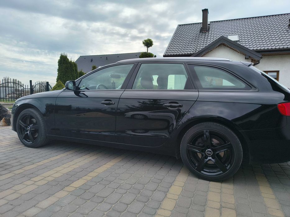 Audi A4b8 kombi sprzedam lub zamienię