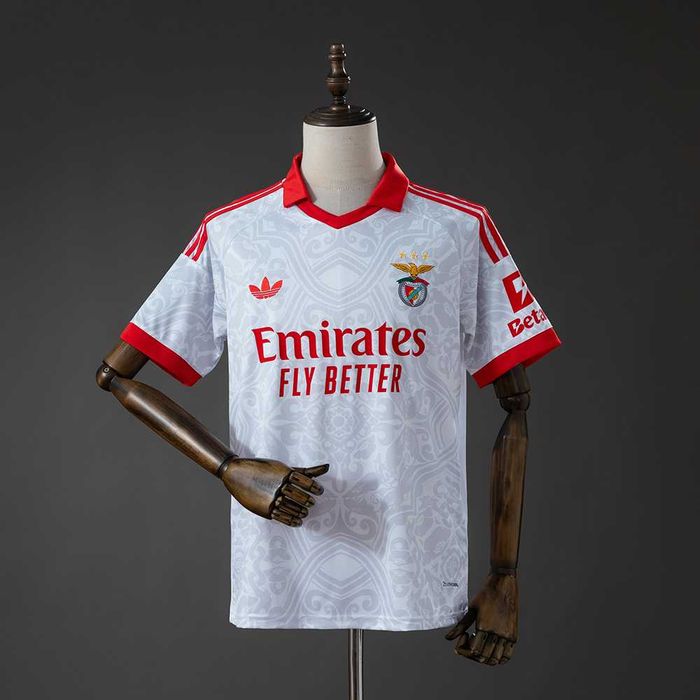 Camisolas de Futebol , época 26/27