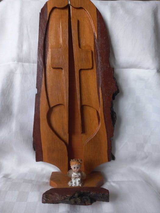 Поделка-сувенир из дерева