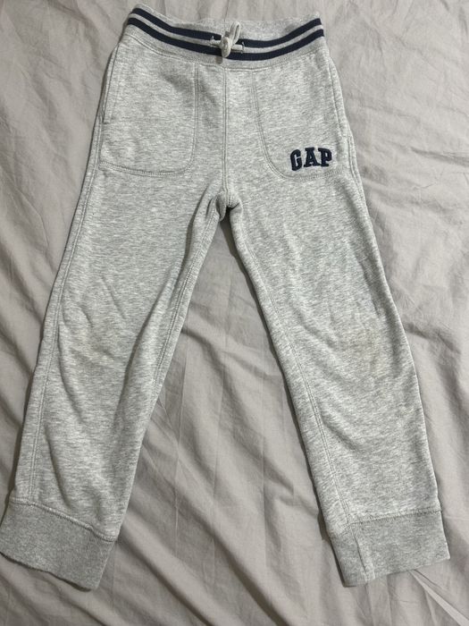 Calças GAP 5 anos 110 cm cinzentas