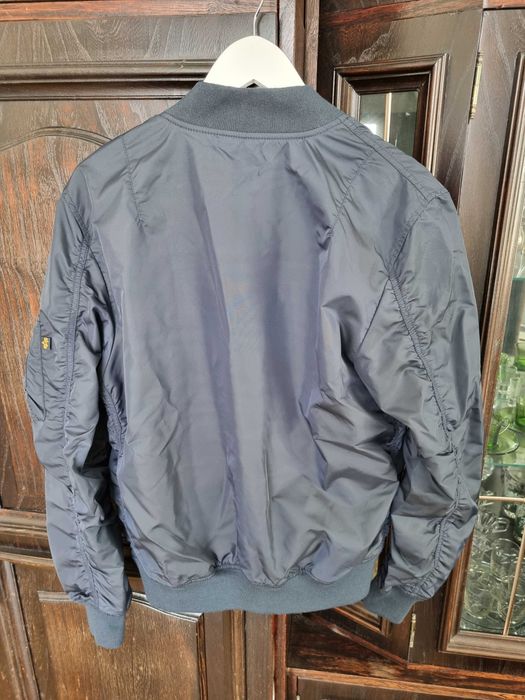 Kurtka Alpha Industries MA 1 rozmiar M stan idealny