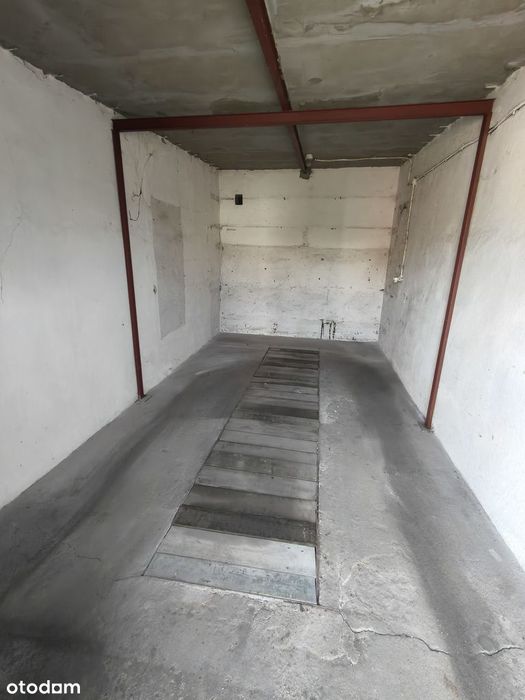 Garaż murowany 16,2 m² z kanałem – Bydgoszcz, ul. Skromna