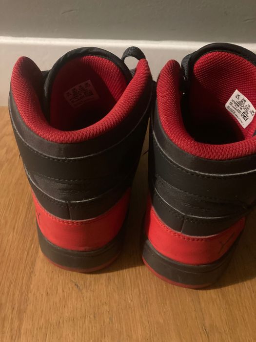 Sneakersy Puma wysokie czarno-czerwone 38,5