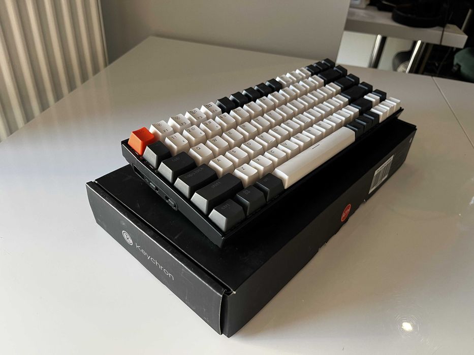 Keychron k2, kompletny zestaw.