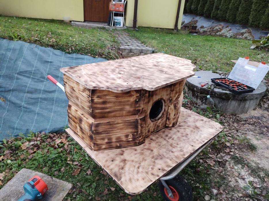 Sprzedam domek dla kota