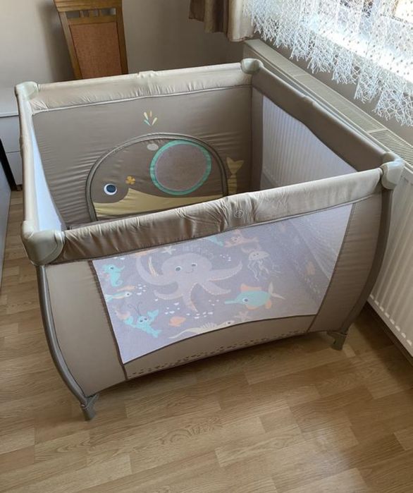 Продам дитячий манеж