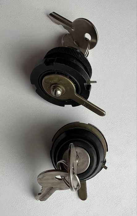 Замки для поштовоі скриньки