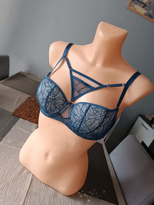Biustonosz balkonetka Trish 75c