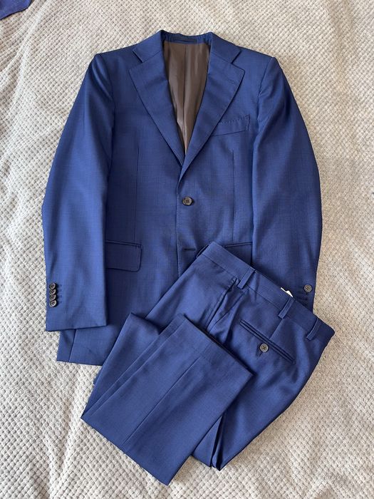 Костюм suitsupply
