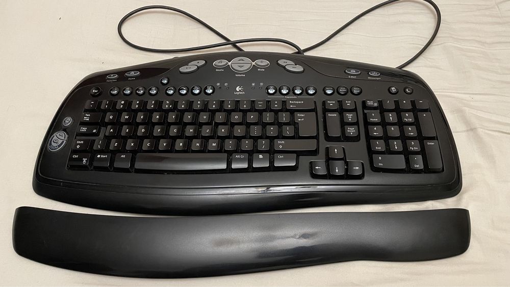Klawiatura multimedialna Logitech