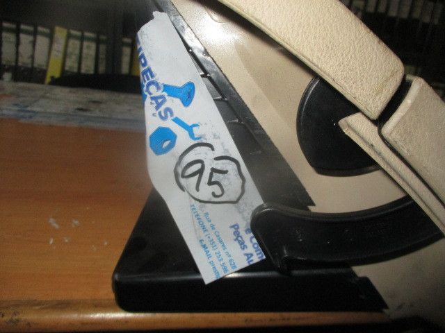 Porta luvas VOLKSWAGEN Bora (1J2)