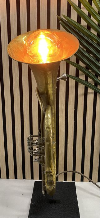 Candeeiro baritone antigo em latao vintage