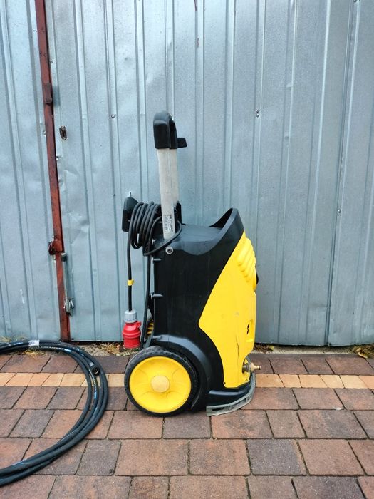 Sprzedam profesjonalną myjkę Karcher HD9/20-4M