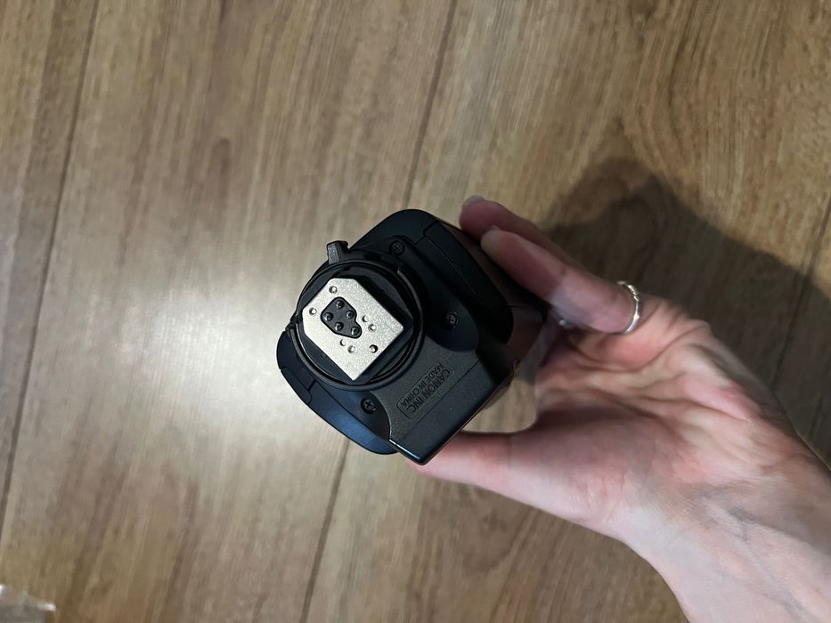 спалах canon 430EX II