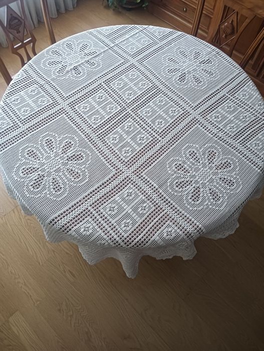 Toalha de renda feita a mão