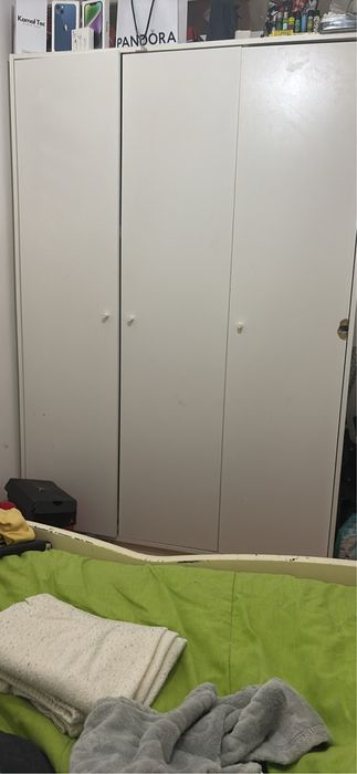 Roupeito ikea com defeito