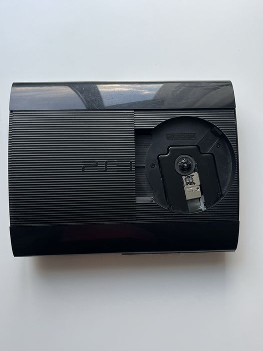 PS3 Super Slim Playstation Move продам терміново