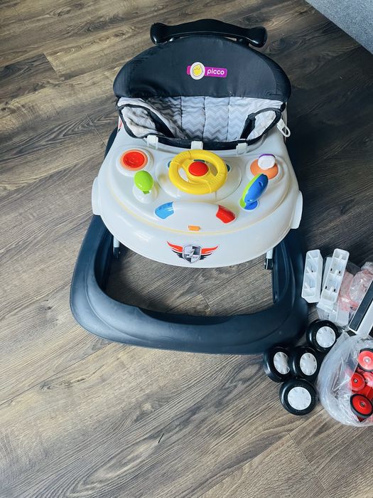 Chodzik marki Picco