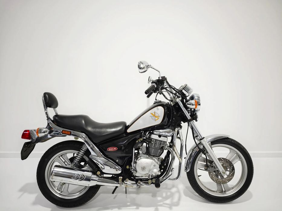Daelim VL 125 na kat a1 B chopper cruiser Raty Transport
