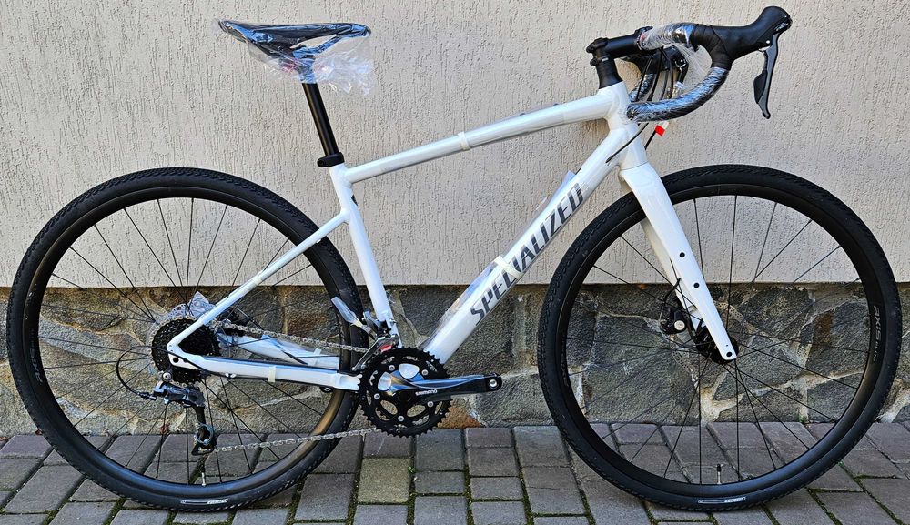Specialized DIVERGE E5 COMP. 2025року. 49, 52, 54.