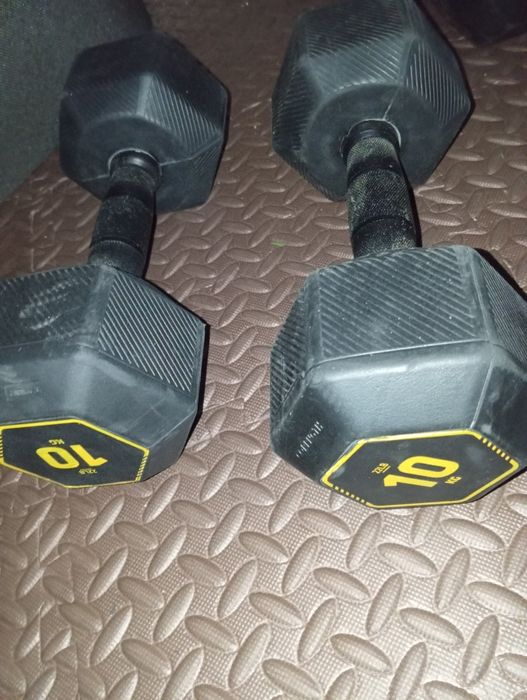 Hexagonal Dumbbells 10 kg466346537481687040