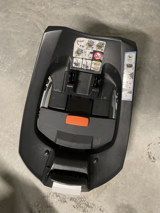 Fotelik cybex z adapterem isofix