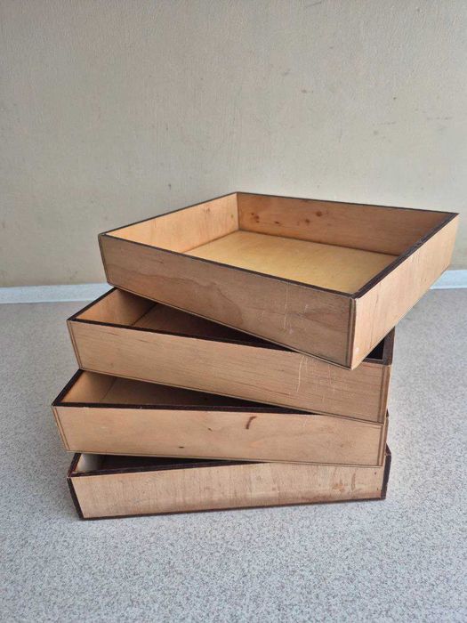 Дерев’яна коробка