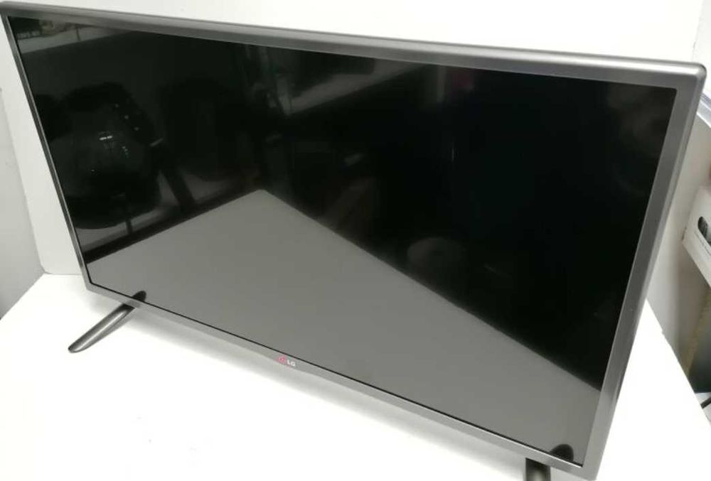 Telewizor LG 32LB561B jak nowy mało używany