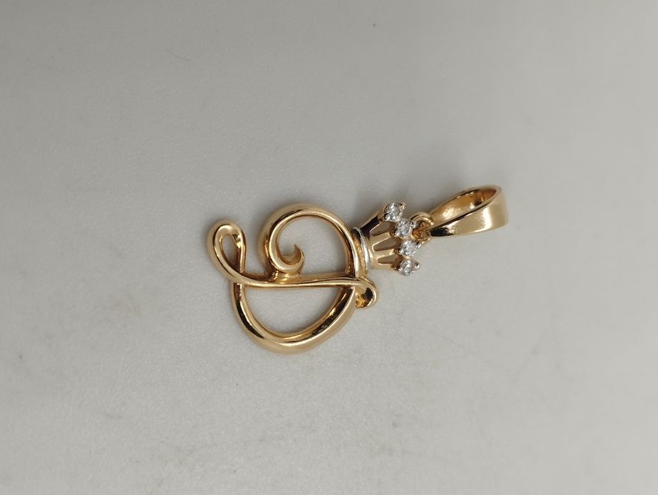 Золотой кулончик буква Д 1.04 грамма