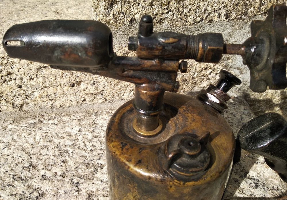 Maçarico antigo checoslovaco