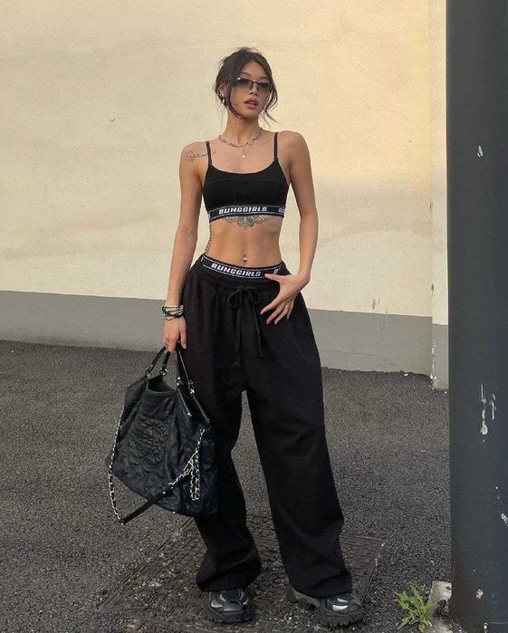 Женские широкие свободные штаны с затяжками снизу, оверсайз