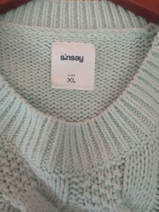 Sweter , jak nowy .