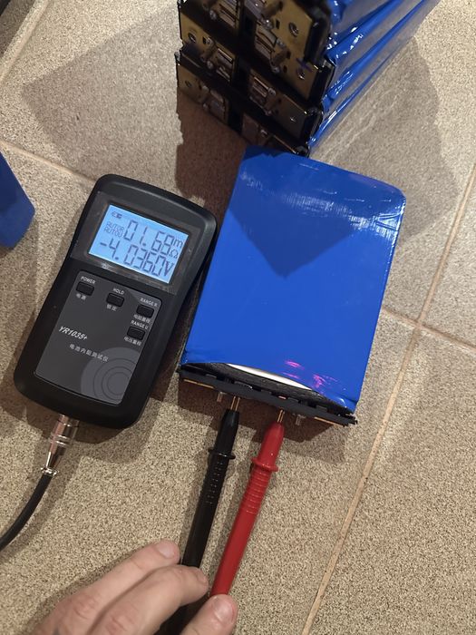 Li-Ion комірка 40Ah 3.6V 150Wh)