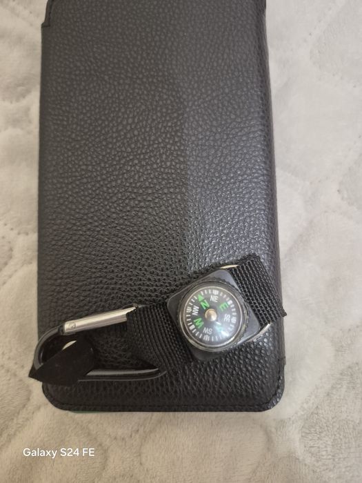 Туристичний Повербанк на сонячних батареях Chandler Charger D4003 8000mAh з компасом та ліхтариком