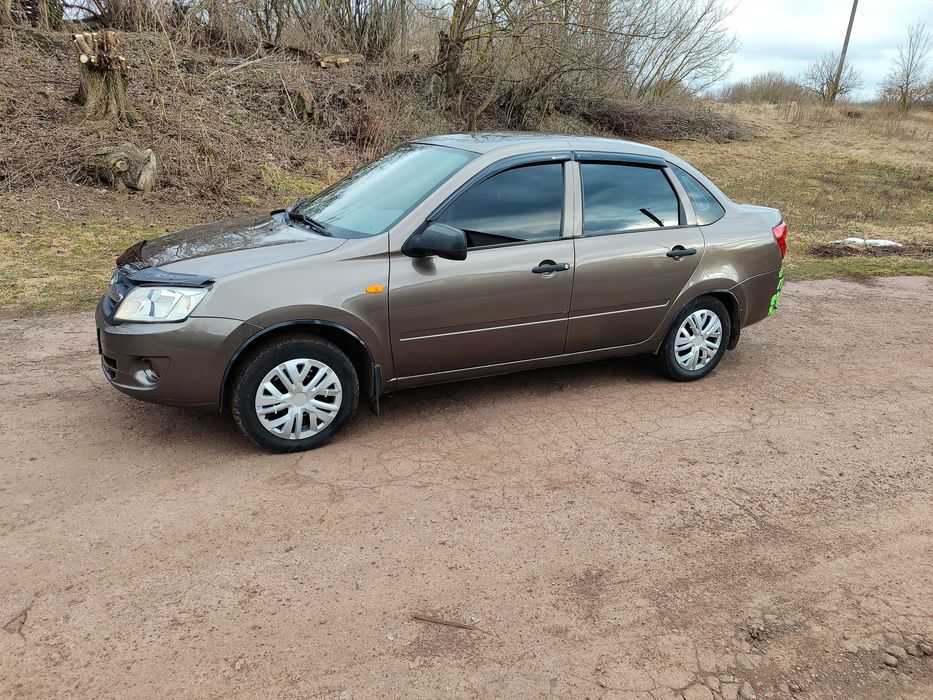 Продам автомобіль ВАЗ Гранта