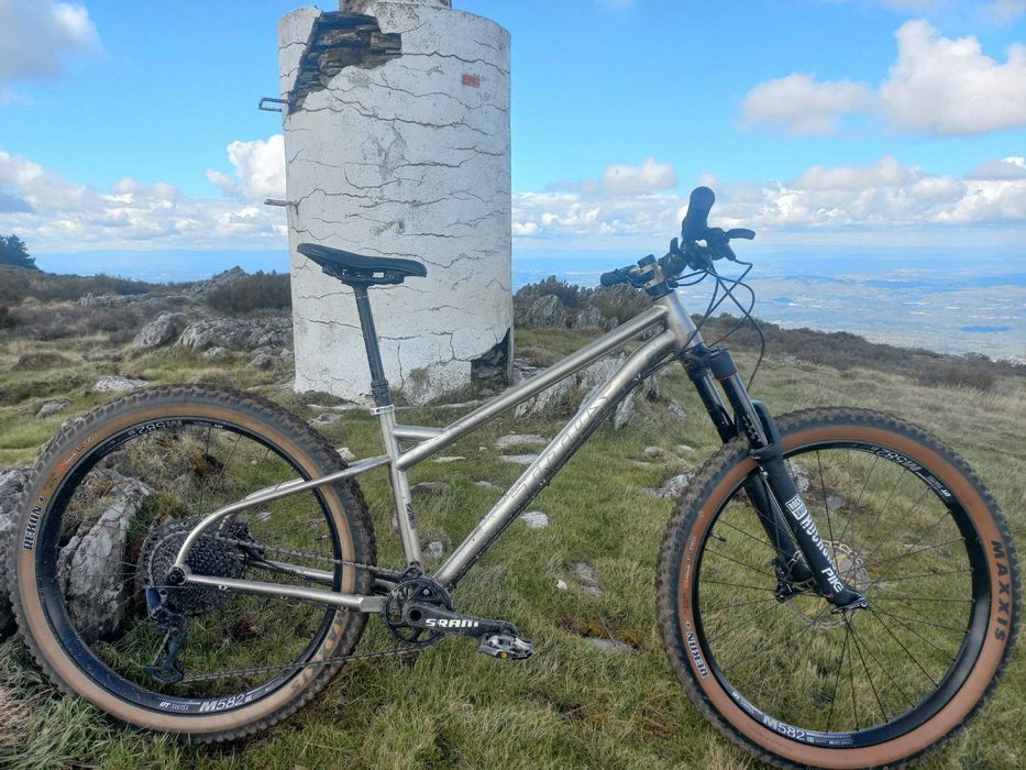 Bicicleta Titanio