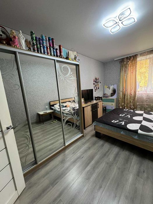 Будинок, смт. Куликів ( центр)