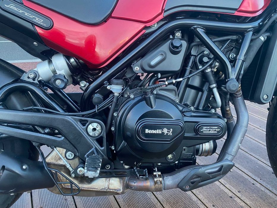 Benelli Leoncino 500