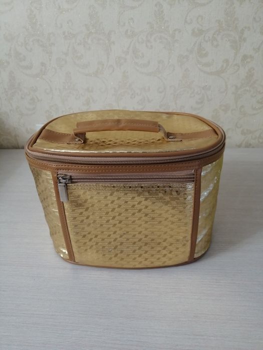 Нова велика жіноча скринька для дрібниць або прикрас. Виробник Турція!