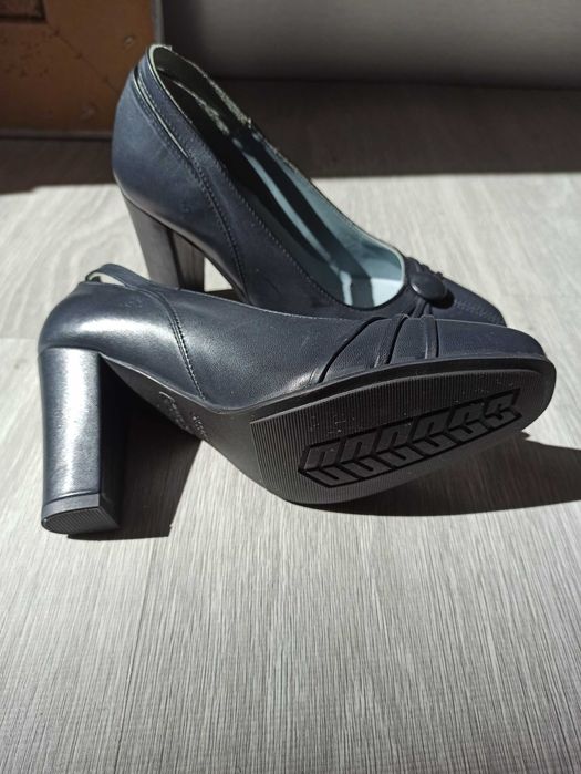 Sapatos Skypro de senhora com salto, hospedeira de bordo, 35