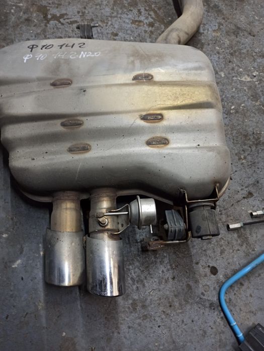 Глушитель Резонатор Банка БМВ Ф10 F10 N20 B20 528 I Разборка BMW HELP