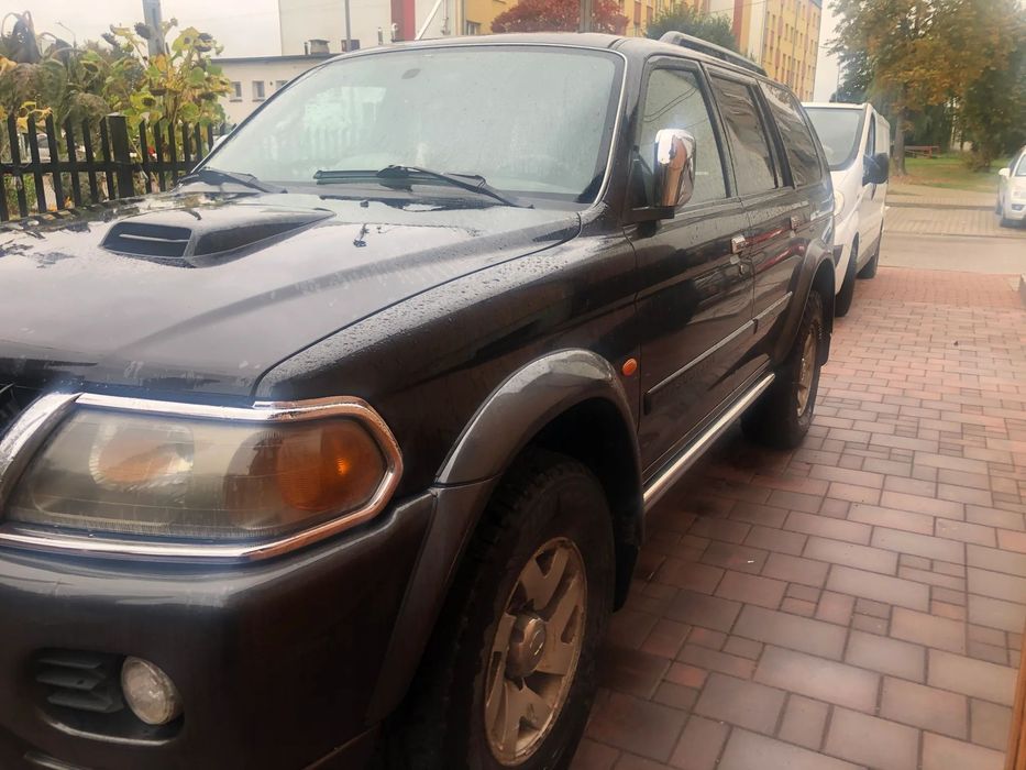 Mitsubishi Pajero wersja sport dakar 2,5 TD