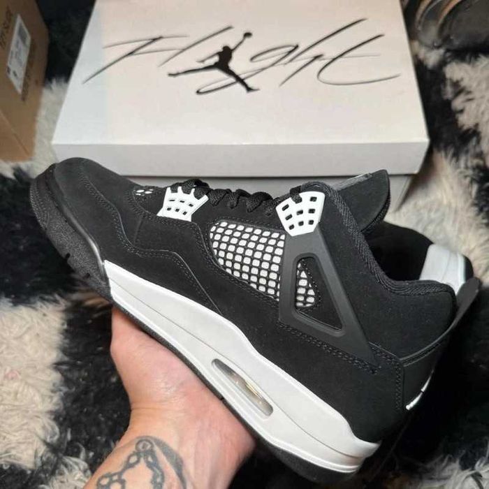 Buty męskie Jordan 4 retro White Thunder R.41