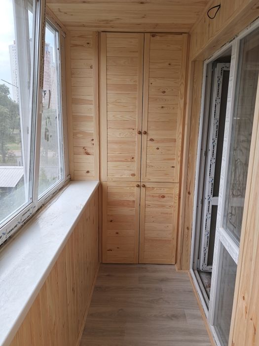 Шкаф на балкон чи лоджію