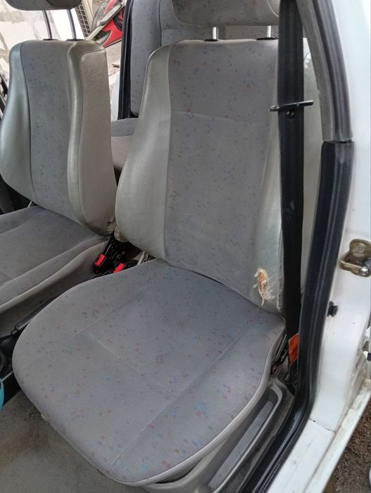 Volkswagen Polo 1995 VIN WVWZZZ6NZSY129778 фото оголошення 6 з 8