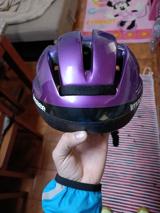 Capacete de ciclismo BELL em muito bom estado